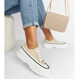 Beige sneakers on the Plesio platform 2