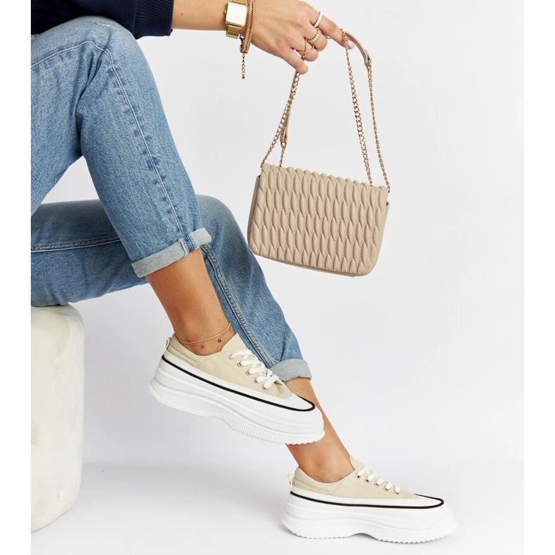 Beige sneakers on the Plesio platform 1