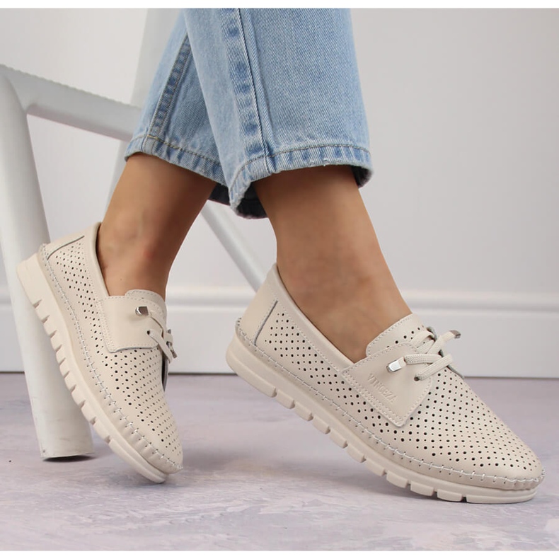 Women's openwork leather slip-on shoes, beige Vinceza 7872 1 Women's openwork leather slip-on shoes, beige Vinceza 7872 1