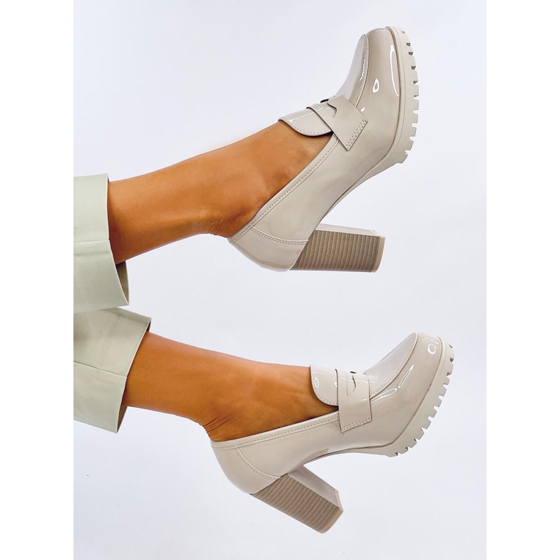 Jeffis Beige patent heel moccasins 1