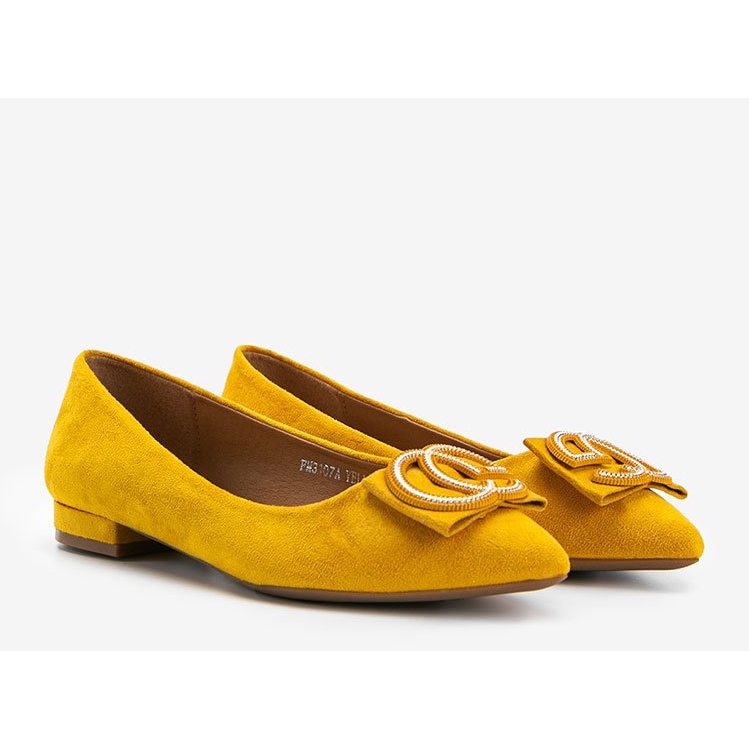 Mustard flat-heeled ballerinas from Lisbeth yellow 1
