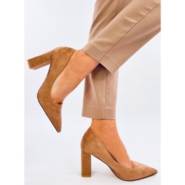 Verizon Khaki stiletto pumps beige 2
