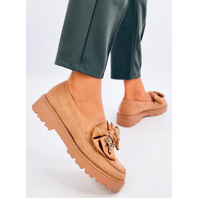 Pennsy Camel moccasins with a decorative teddy bear brown 2