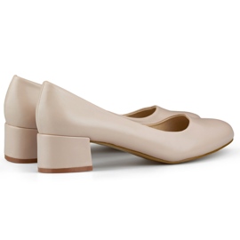 Beige low-heeled pumps with a round toe 1