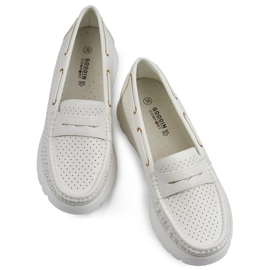 Comfortable openwork white women's moccasins with a leather insole 1