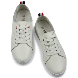 White women's sneakers made of natural leather, women's leather shoes 1