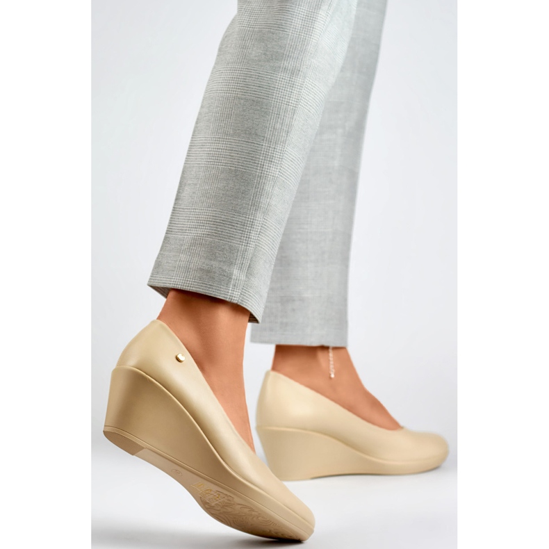 Beige wedge pumps, women's shoes with a low wedge 1 Beige wedge pumps, women's shoes with a low wedge 1