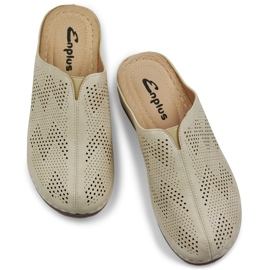 Women's health flip-flops with closed toes beige 1