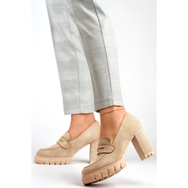 Beige high-heeled moccasins 1