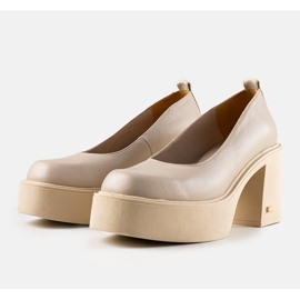 Beige leather high-heeled pumps by Karino 1