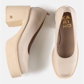 Beige leather high-heeled pumps by Karino 2