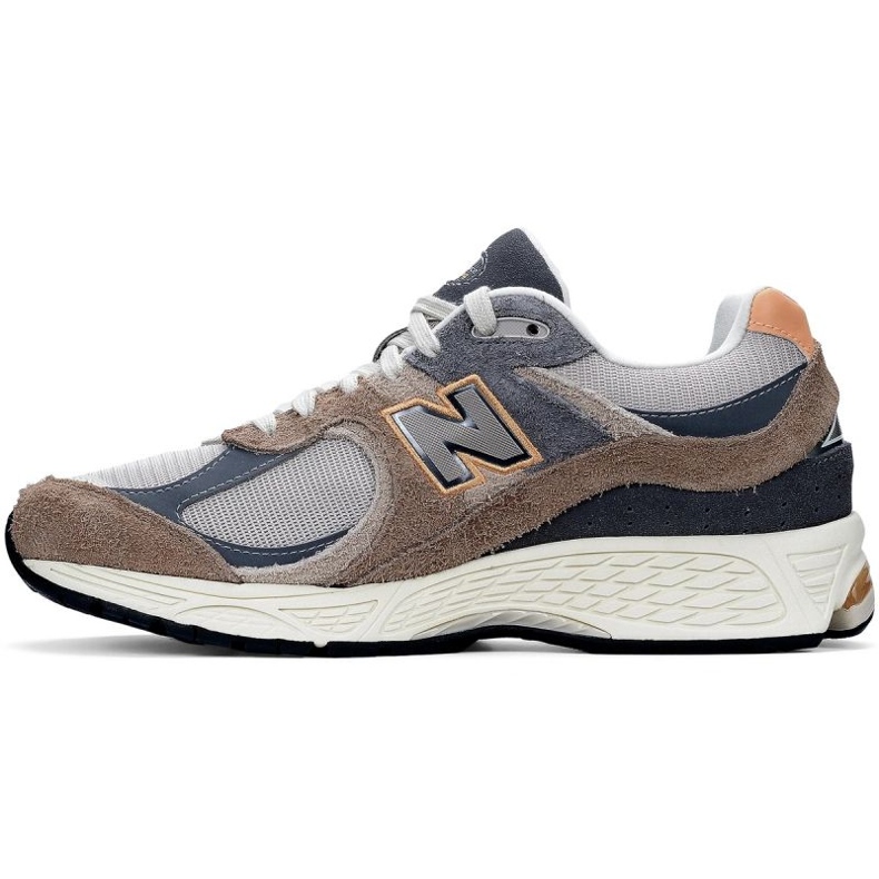 New Balance M2002REJ shoes brown 1 New Balance M2002REJ shoes brown 1