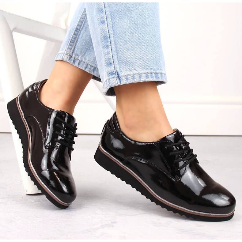 Black patent leather women's shoes Filippo 2