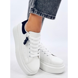 Liezel WHITE/BLACK wedge sneakers with pendant 1