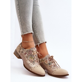 Women's Leather Shoes With Decorated Upper Maciejka 06408-04 Beige 1 Women's Leather Shoes With Decorated Upper Maciejka 06408-04 Beige 1