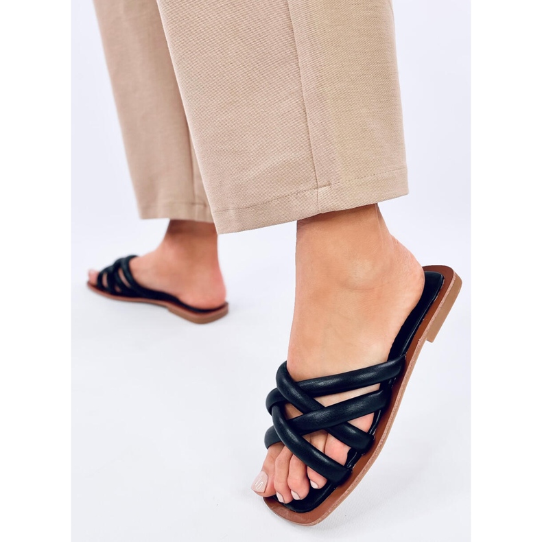 Zola Black women's slippers 2