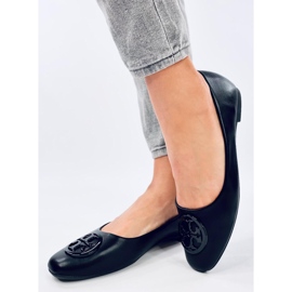 Elegant Irvina Black ballet flats 1