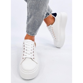 Platform sneakers with a pendant Larcome WHITE/BLACK 1
