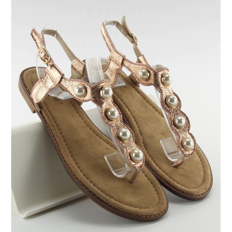 Flip-flops with large pearls LL-75 Champagne pink 1