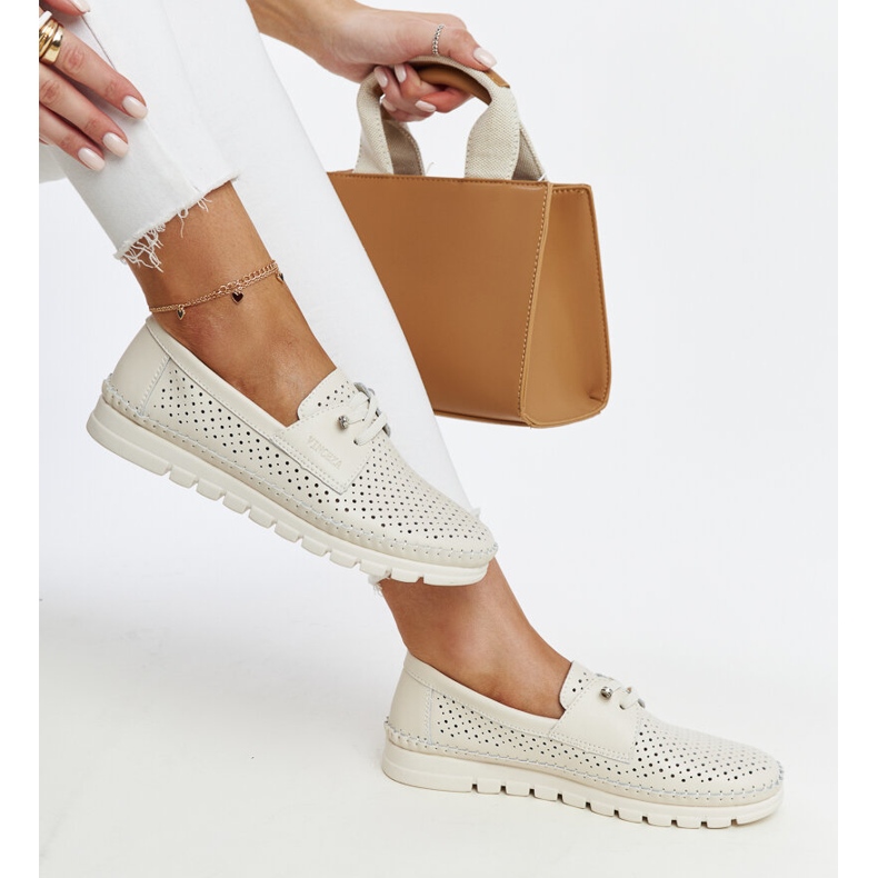 Beige leather openwork shoes by Vinceza 1