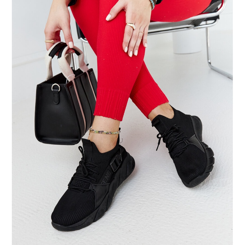 Black lightweight Faruz sports sneakers 1