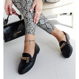 Black loafers with a Scaletta chain 1