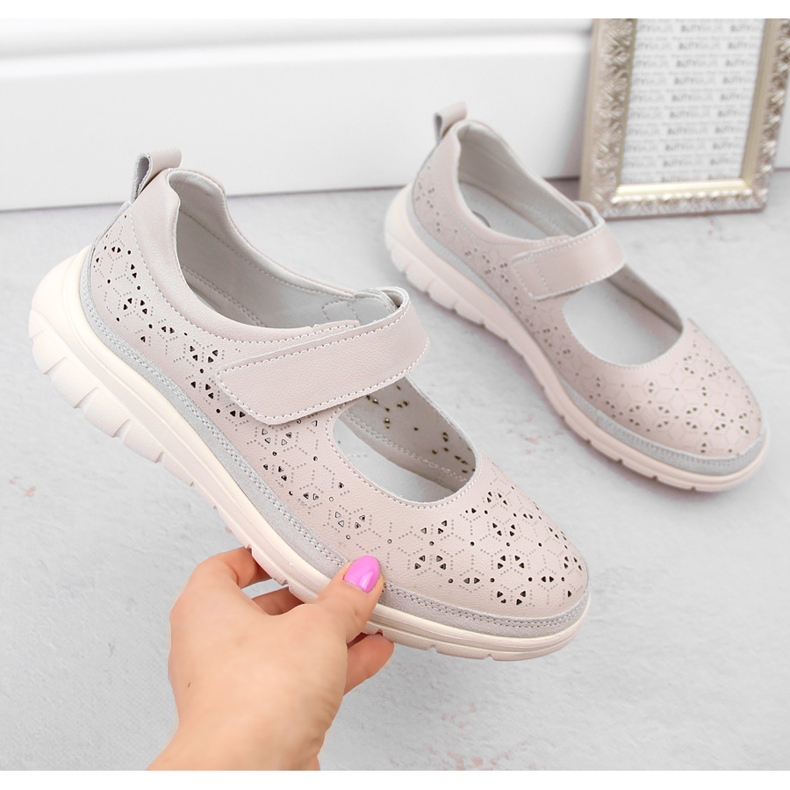 Women's leather openwork shoes with velcro, beige Filippo DP6073 1