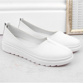 White women's leather slip-on shoes Filippo DP6163 1