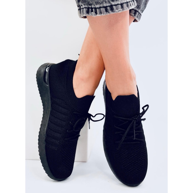 Sharpe Black sock sports shoes 1