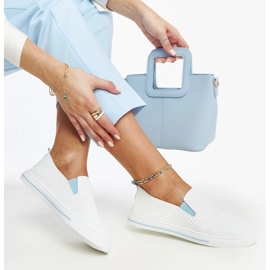 White Sanan shoes 1