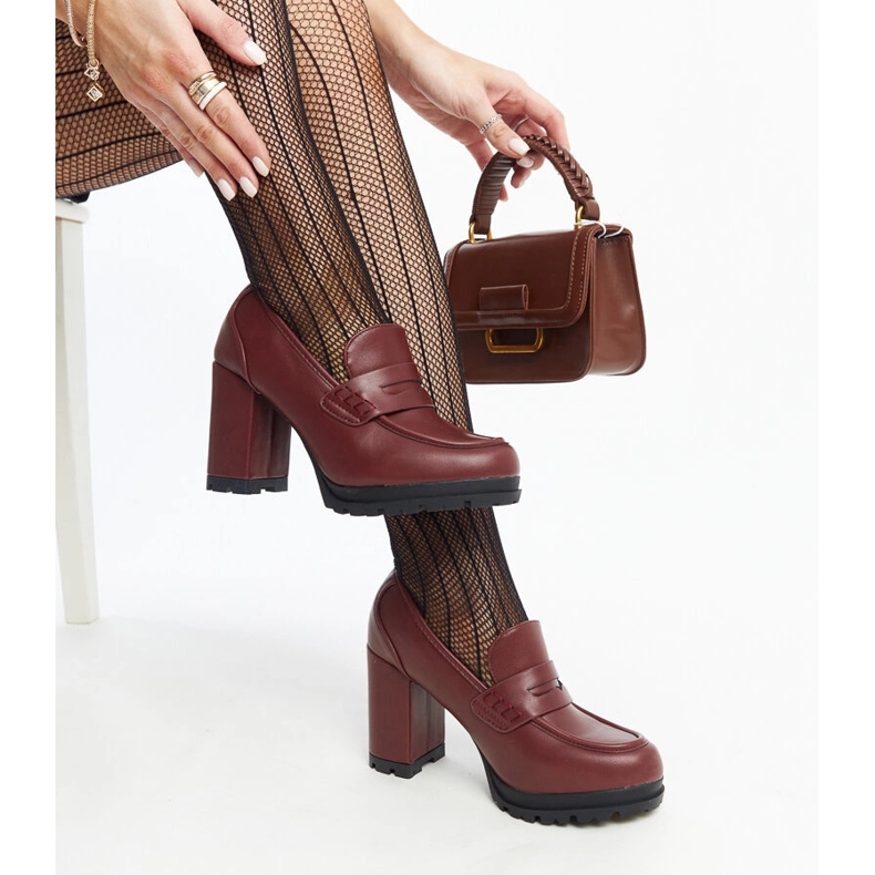 Burgundy high-heeled shoes by Sauda red 1