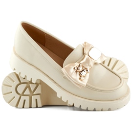 Beige loafers with a bow, moccasins with a teddy bear 1