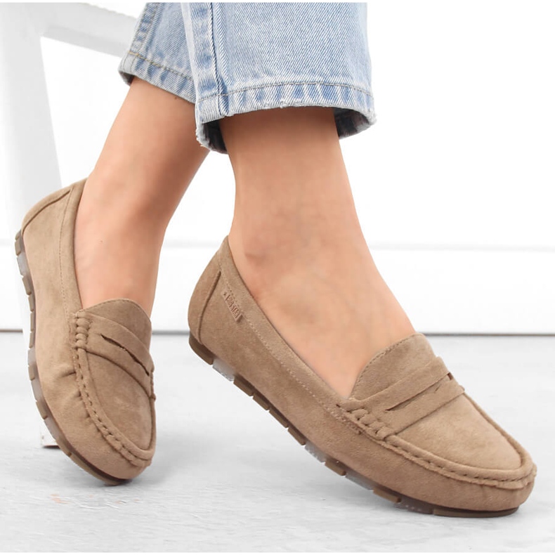Comfortable beige suede women's moccasins Big Star NN274930 1 Comfortable beige suede women's moccasins Big Star NN274930 1