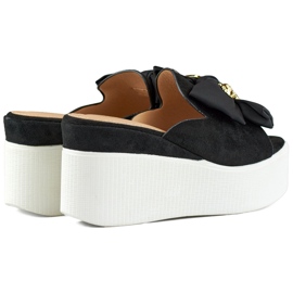 Black women's slippers with a teddy bear and a bow on the wedge 1