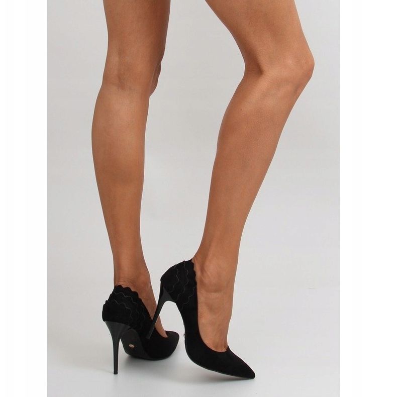 Suede high heels with a frill LE031 Black 2