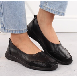 Women's openwork leather ballerinas black eVento 3621 1