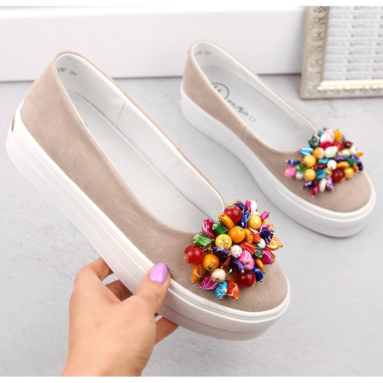 Women's leather suede shoes on the platform with beads, beige Filippo DP6024 1