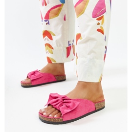 Dark pink flip-flops with a cork sole by Aamu 1