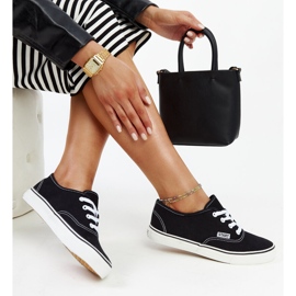 Black classic Erla sneakers 1