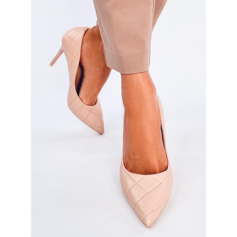 Raquel Nude quilted high heel pumps beige 1