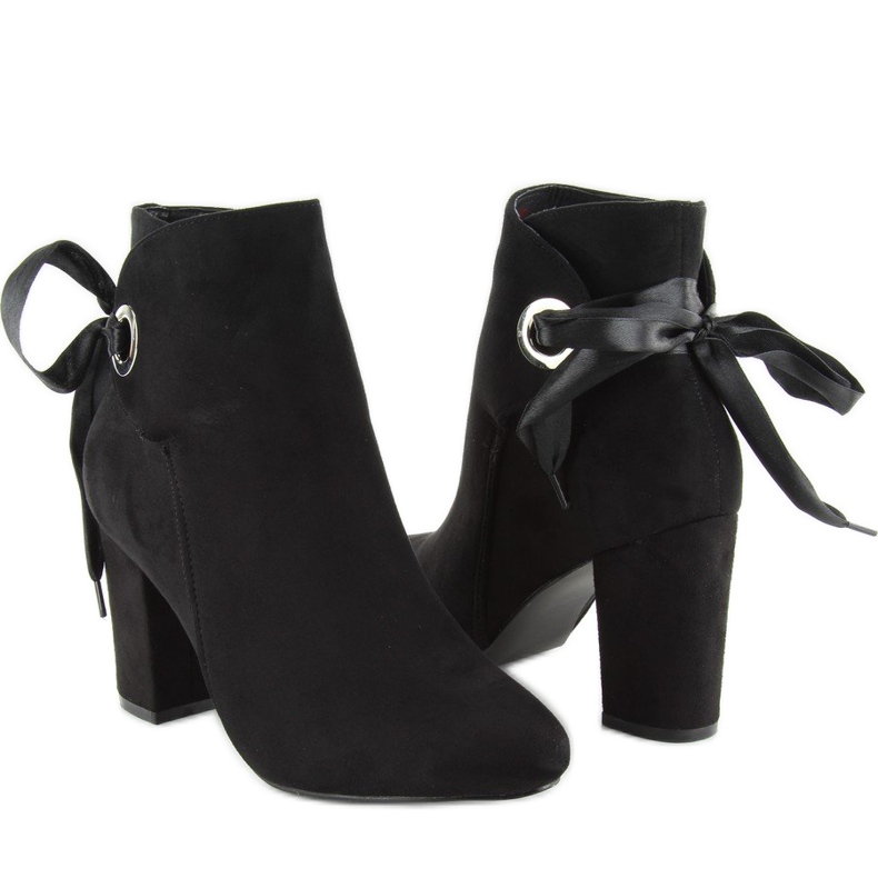 Wide heel boots with a ribbon la01p Black 2