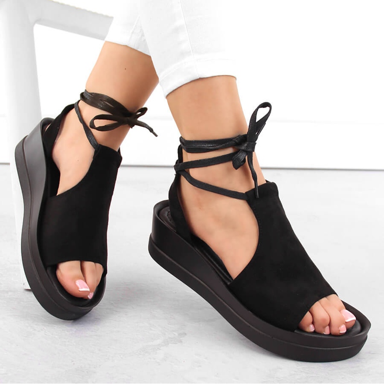 Women's black lace-up sandals Potocki 21331 1