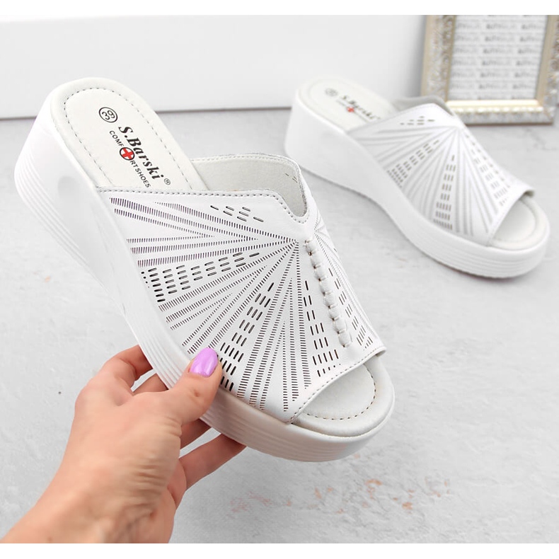 Comfortable women's leather wedge slippers, white, S.Barski LR275 1 Comfortable women's leather wedge slippers, white, S.Barski LR275 1