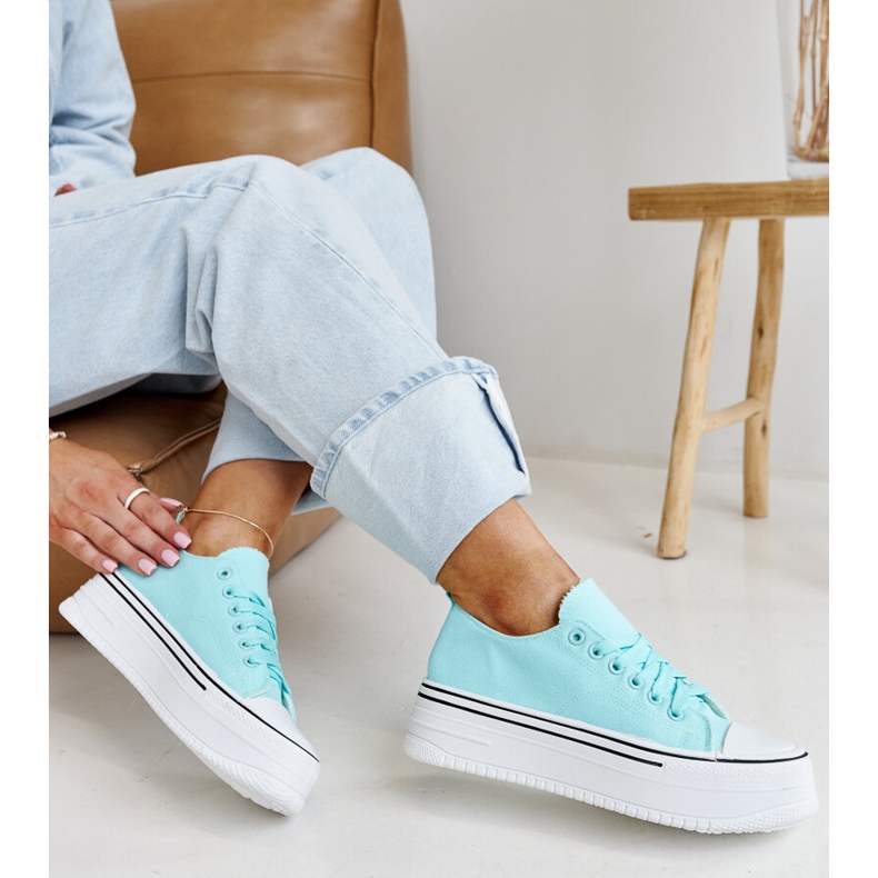 Bahira mint sneakers with a thick sole blue 1