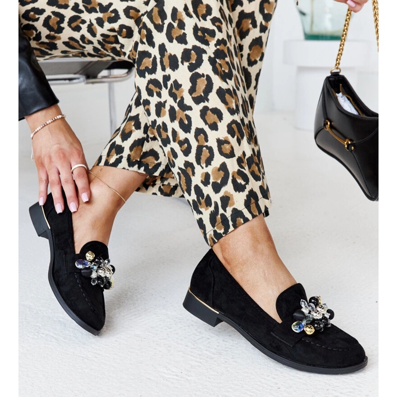 Black moccasins with Dahera decorations 1