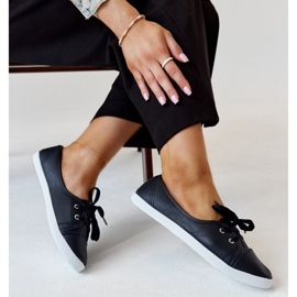 Navy blue slip-on sneakers in Knudsen eco leather 1