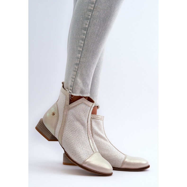 Leather Women's Low Heel Boots Maciejka 06397-22 Light Beige 2