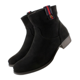 Suede Chelsea boots with an elegant insert black 2