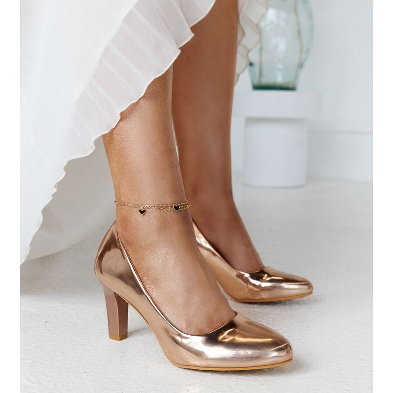 Gold high-heeled pumps with Vélizy leather insole golden 1