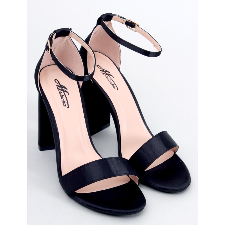 Sandals on the post Ranae Black 1